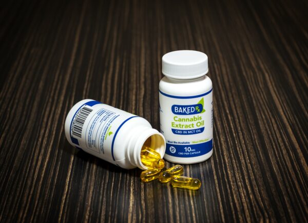 Baked Edibles – CBD Extract In MCT Oil Capsules 10mg or 20mg | Weedsy Canada